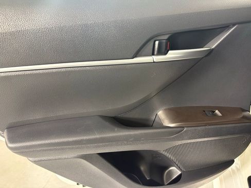 Used 2023 Toyota Camry SE FWD image 32