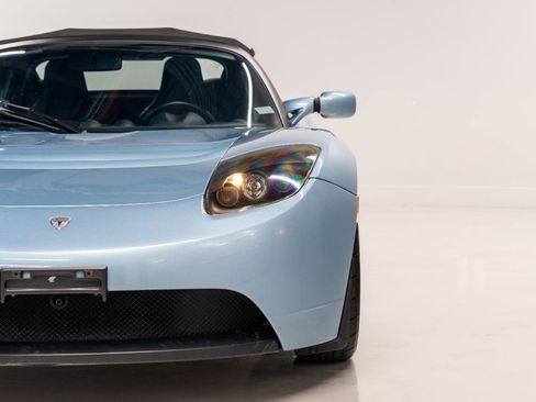 Used 2008 Tesla Roadster RWD image 9