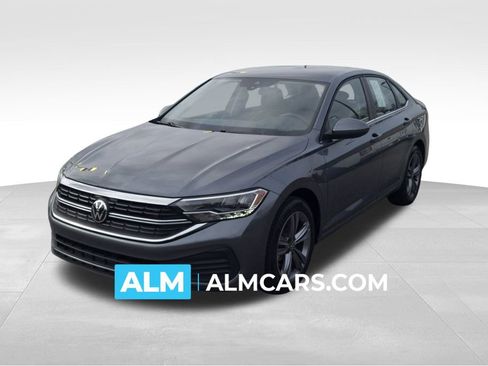 Used 2024 Volkswagen Jetta SE FWD image 1