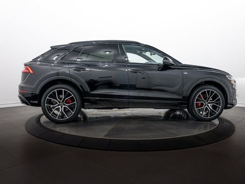 Certified 2022 Audi Q8 Premium Plus AWD/4WD image 3