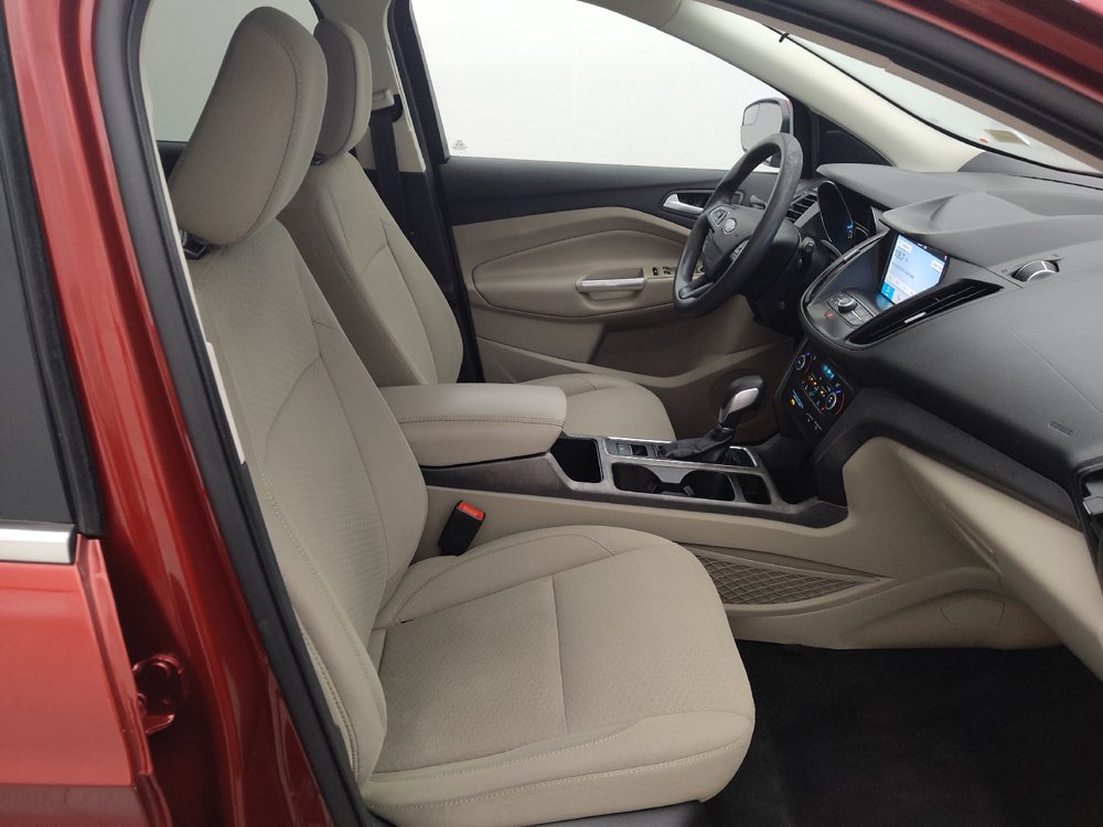 Used 2019 Ford Escape SE FWD image 21