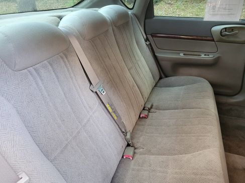 Used 2003 Chevrolet Impala w/ Preferred Equipment Group image 11