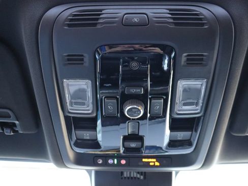 New 2026 Chevrolet Tahoe High Country AWD/4WD image 23