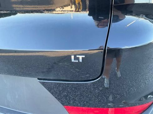 Used 2025 Chevrolet TrailBlazer LT AWD/4WD image 8