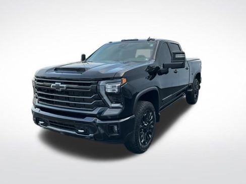 Certified 2025 Chevrolet Silverado 2500 High Country w/ High Country Premium Package image 3