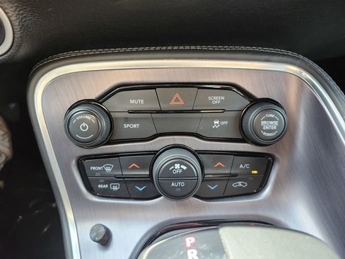 Used 2018 Dodge Challenger R/T w/ Sound Group image 32