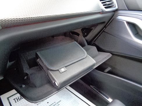 Used 2023 BMW X6 xDrive40i image 19