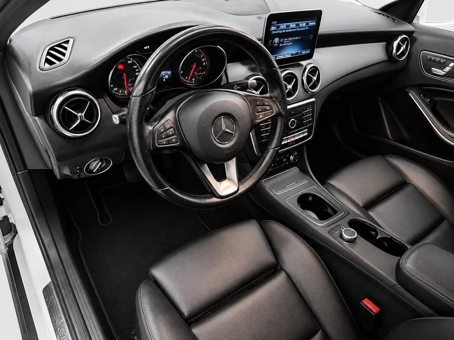 Used 2019 Mercedes-Benz GLA 250 image 11