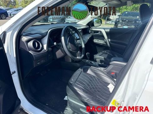 Used 2018 Toyota RAV4 XLE w/ Plus Extra Value Package AWD/4WD image 7