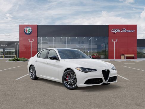 New 2025 Alfa Romeo Giulia AWD w/ Driving Assist Package image 3