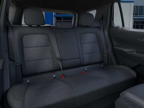 New 2026 Chevrolet Equinox LT FWD image 17