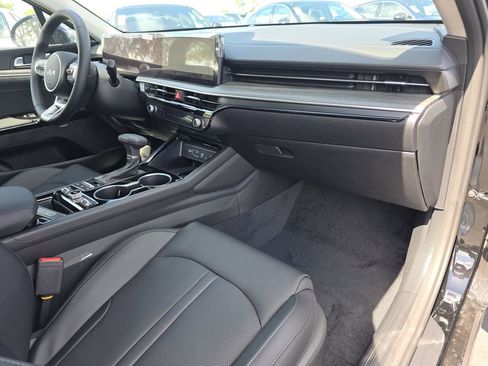 New 2026 Kia K5 EX image 13