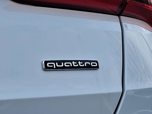 Used 2025 Audi Q3 2.0T Premium Plus w/ Premium Plus Package image 33