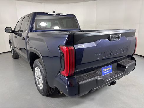 Used 2022 Toyota Tundra SR5 w/ Convenience Package RWD image 6