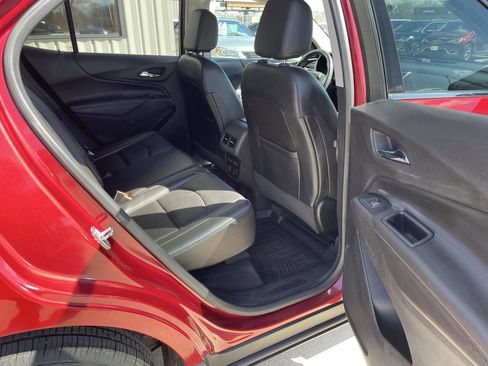 Used 2018 Chevrolet Equinox Premier image 12