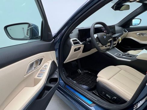 Used 2026 BMW 330i xDrive Sedan w/ Convenience Package image 22