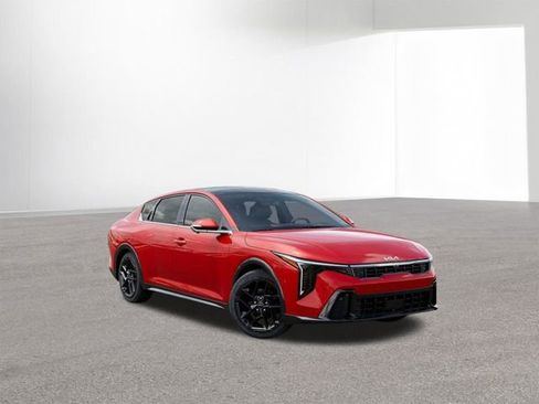 New 2025 Kia K4 GT-Line Turbo image 8
