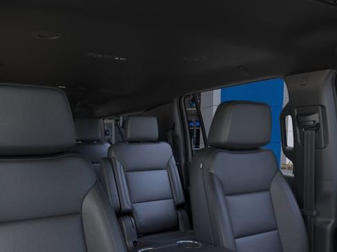 New 2026 Chevrolet Suburban LT image 24