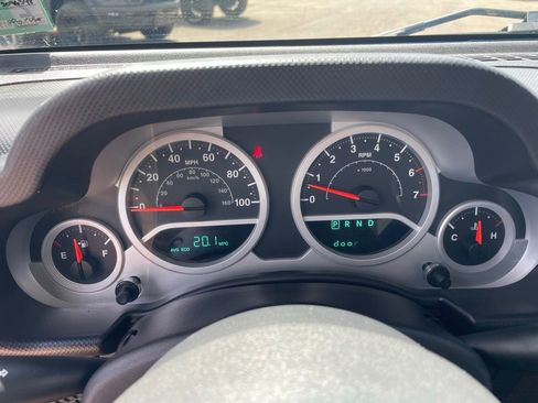 Used 2010 Jeep Wrangler Unlimited Sport image 22