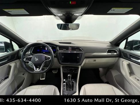 Used 2022 Volkswagen Tiguan SE R-Line AWD/4WD image 9