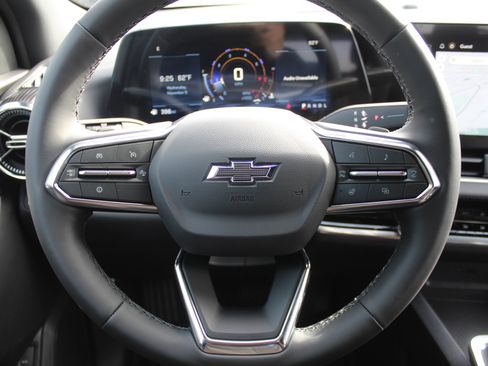 New 2026 Chevrolet Equinox LT w/ Convenience Package II image 12