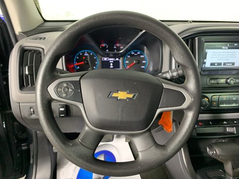 Used 2017 Chevrolet Colorado W/T w/ Custom Special Edition RWD image 19