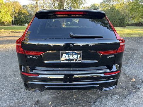 New 2025 Volvo XC60 B5 Core w/ Protection Package Premier image 26
