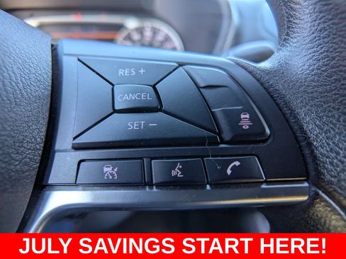 Used 2024 Nissan Sentra SV FWD image 33