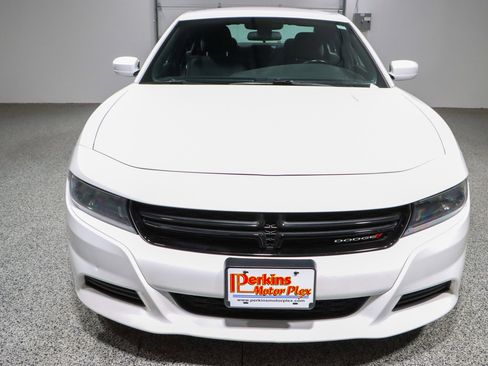 Used 2022 Dodge Charger SXT image 4