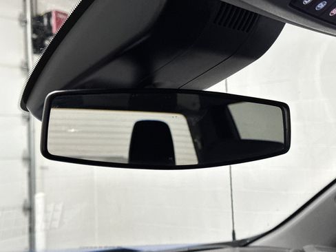 Used 2024 Chevrolet Silverado 1500 RST w/ Z71 Off-Road Package image 32