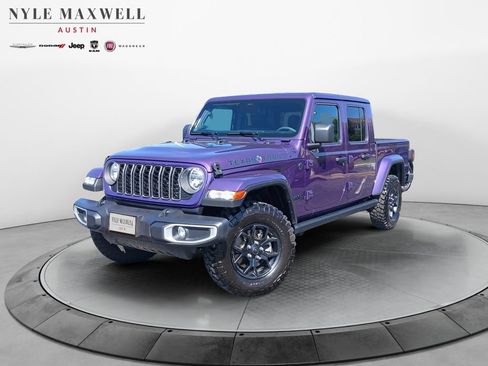 Used 2026 Jeep Gladiator Sport AWD/4WD image 1