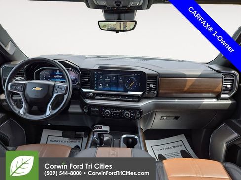 Used 2024 Chevrolet Silverado 1500 High Country w/ Technology Package image 3