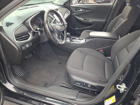 Used 2020 Chevrolet Malibu RS FWD image 26