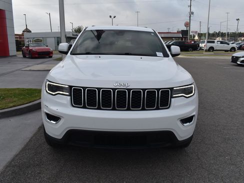 Used 2022 Jeep Grand Cherokee Laredo X image 15