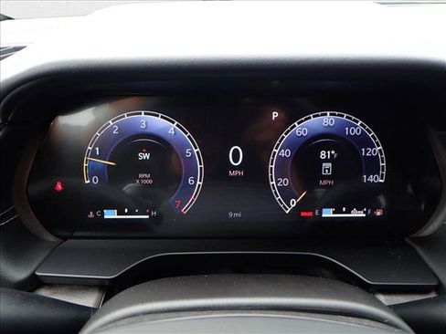 New 2025 Jeep Grand Cherokee L Overland w/ Luxury Tech Group IV image 27