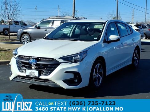 Used 2024 Subaru Legacy Premium image 2