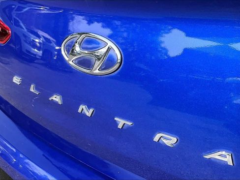 Used 2020 Hyundai Elantra Sport w/ Cargo Package (C1) image 9