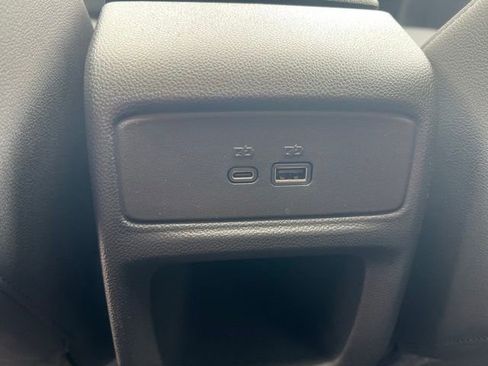 Used 2024 Chevrolet Trax ACTIV w/ Sunroof Package FWD image 20