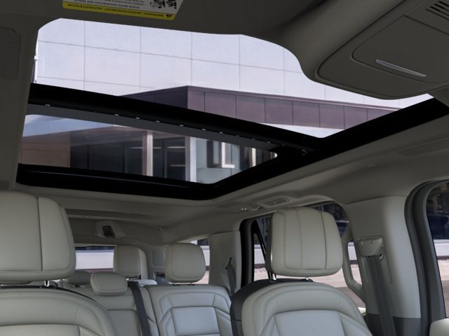 New 2026 Lincoln Navigator Reserve AWD/4WD image 22