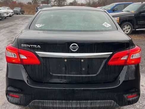 Used 2016 Nissan Sentra S image 4