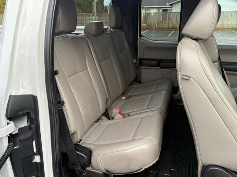 Used 2022 Ford F250 XL w/ Power Equipment Group image 24