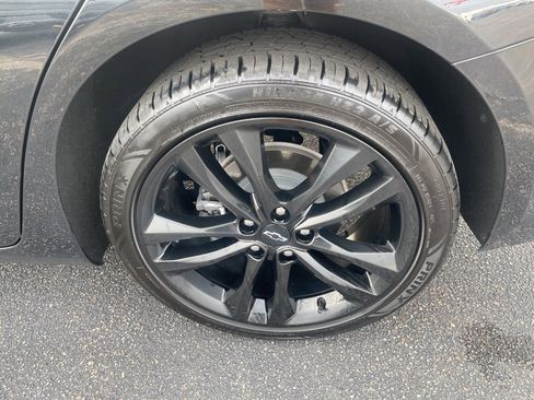 Used 2023 Chevrolet Malibu LT w/ Midnight Edition image 4