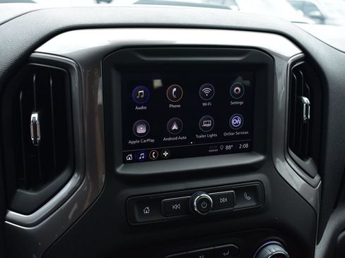 Used 2025 Chevrolet Silverado 1500 Custom Trail Boss w/ Dark Appearance Package AWD/4WD image 48
