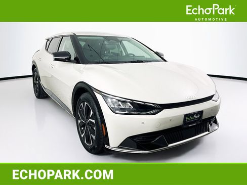 Used 2022 Kia EV6 Wind image 1