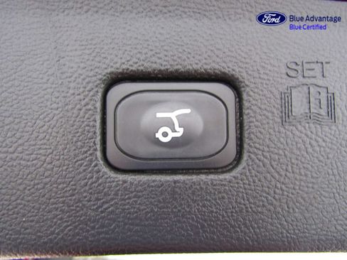 Certified 2024 Ford Edge ST-Line AWD/4WD image 25