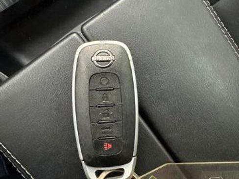 Certified 2024 Nissan Rogue SV w/ SV Premium Package FWD image 4