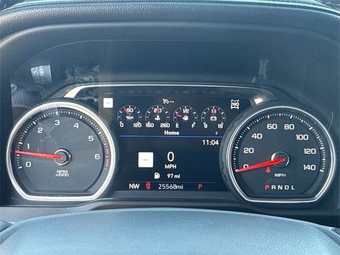 Used 2022 Chevrolet Silverado 1500 High Country image 15