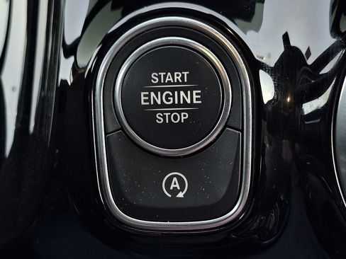 Used 2021 Mercedes-Benz GLA 250 4MATIC image 23