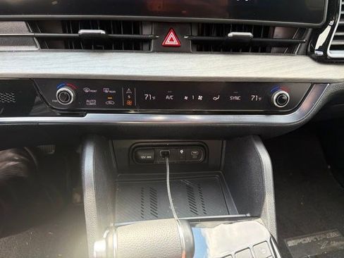 Certified 2025 Kia Sportage X-Line w/ Premium Package AWD/4WD image 39