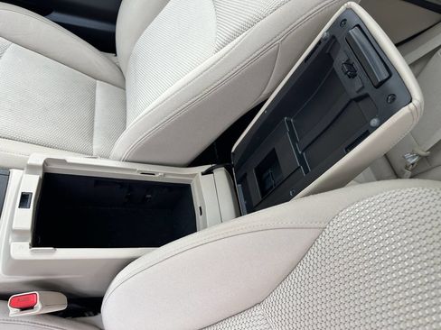 Used 2016 Subaru Outback 2.5i Premium image 35